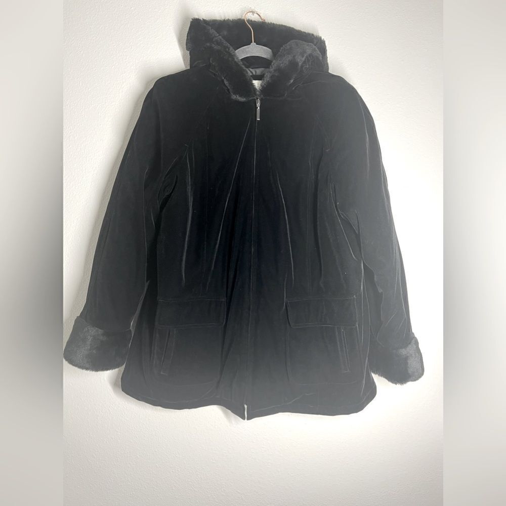 White Stag Quilted Coat Size 2X Missy Black Faux Fur Full Zipper Hooded